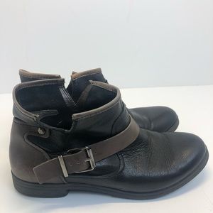 BCBG BCBGeneration Black Oak Leather Ankle Boots